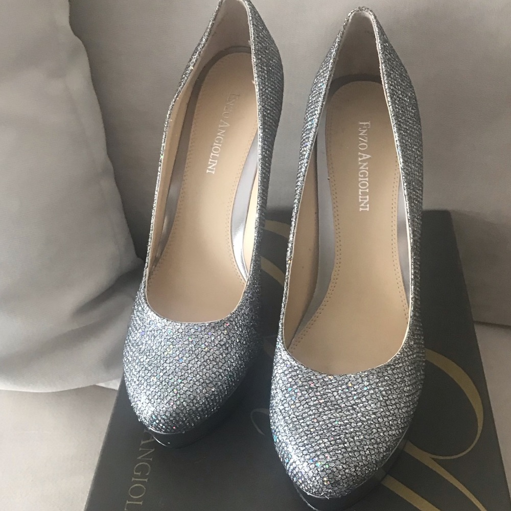 Never worn Glitter Platform Pump